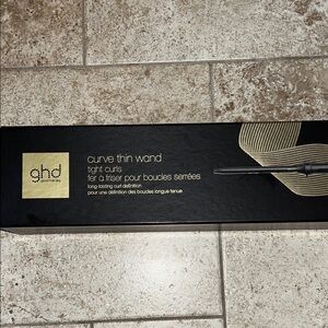 ghd Curve Thin Wand Tight Curls - Black and Gold Accents